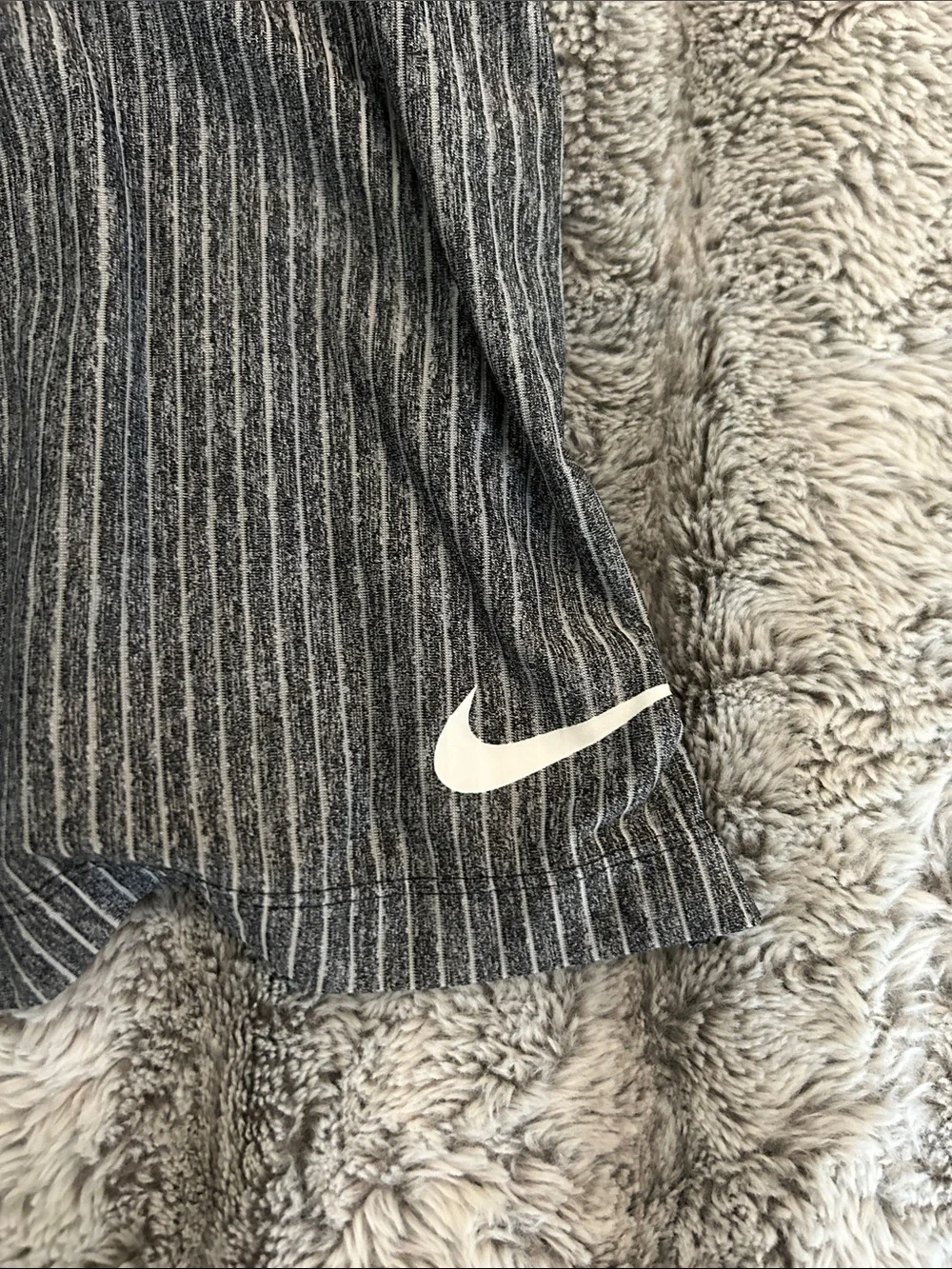 Nike Girls Dri-FIT Tank Top & Colorblock Leggings 2-Piece Set XS/S